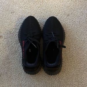Yeezy Boost 350 V2 Bred
